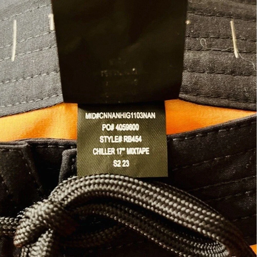 Roark Chiller Mixtape 17”‎ Boardshorts Orange Men's 38 Swim Trunks Shorts RB454